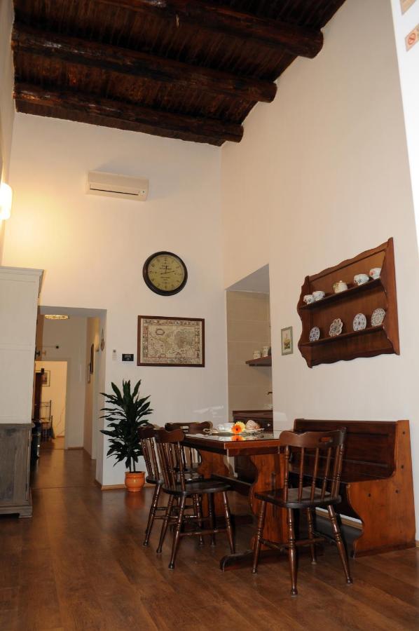 לינה וארוחת בוקר Napoli Pietrasanta Lt מראה חיצוני תמונה