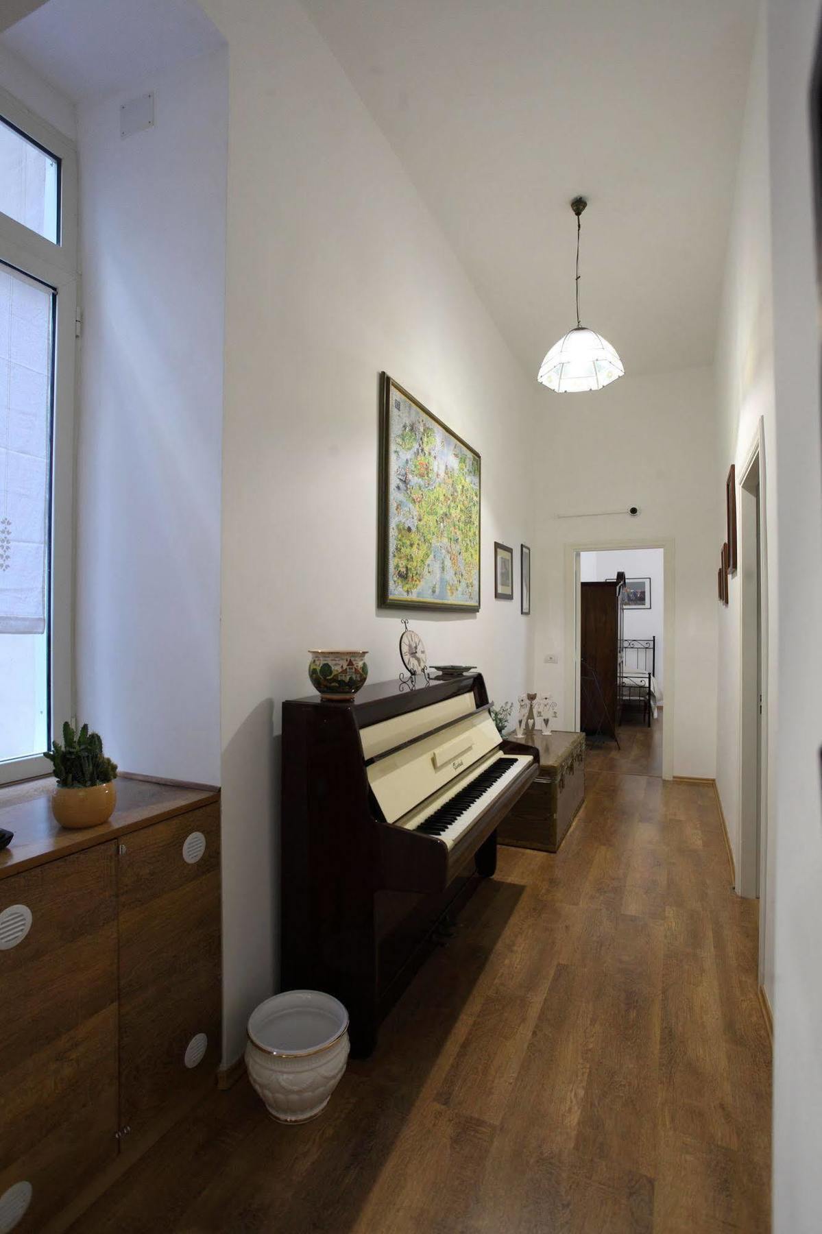 לינה וארוחת בוקר Napoli Pietrasanta Lt מראה חיצוני תמונה